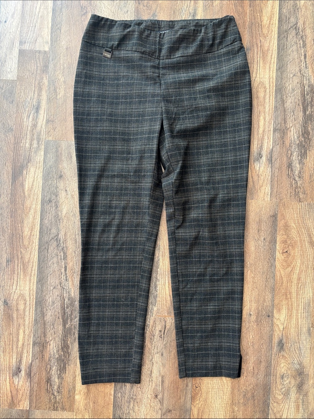 Lisette Montreal brown plaid pull on pants with split hem size large